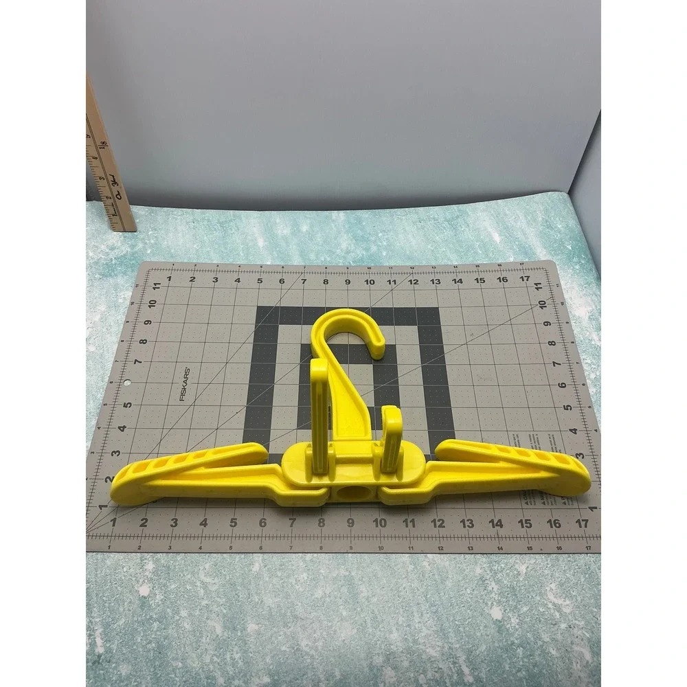 Yellow Heavy Duty Scuba Diving Wetsuit BCD Gear Hanger Accessory Hooks